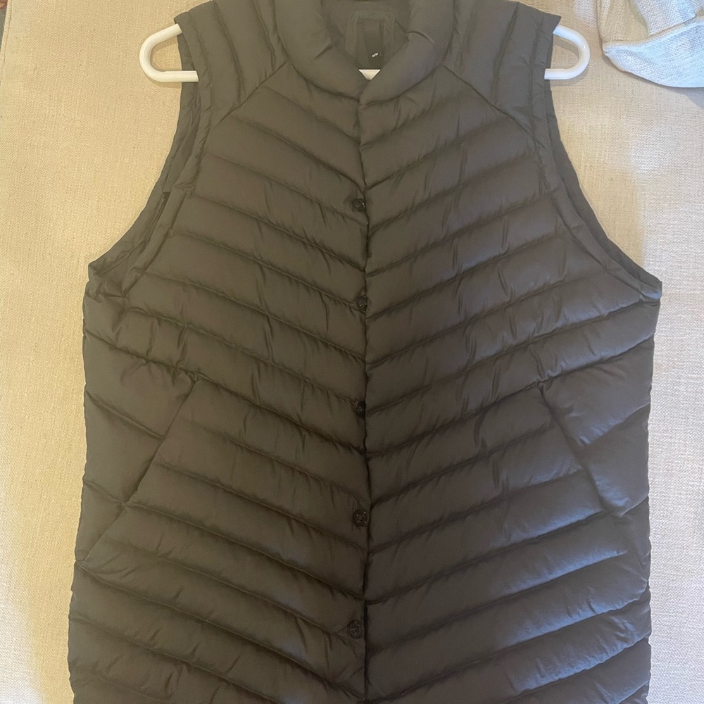 Mens M Button Down Puffer Lululemon Vest